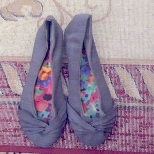 Grey floral insides flats